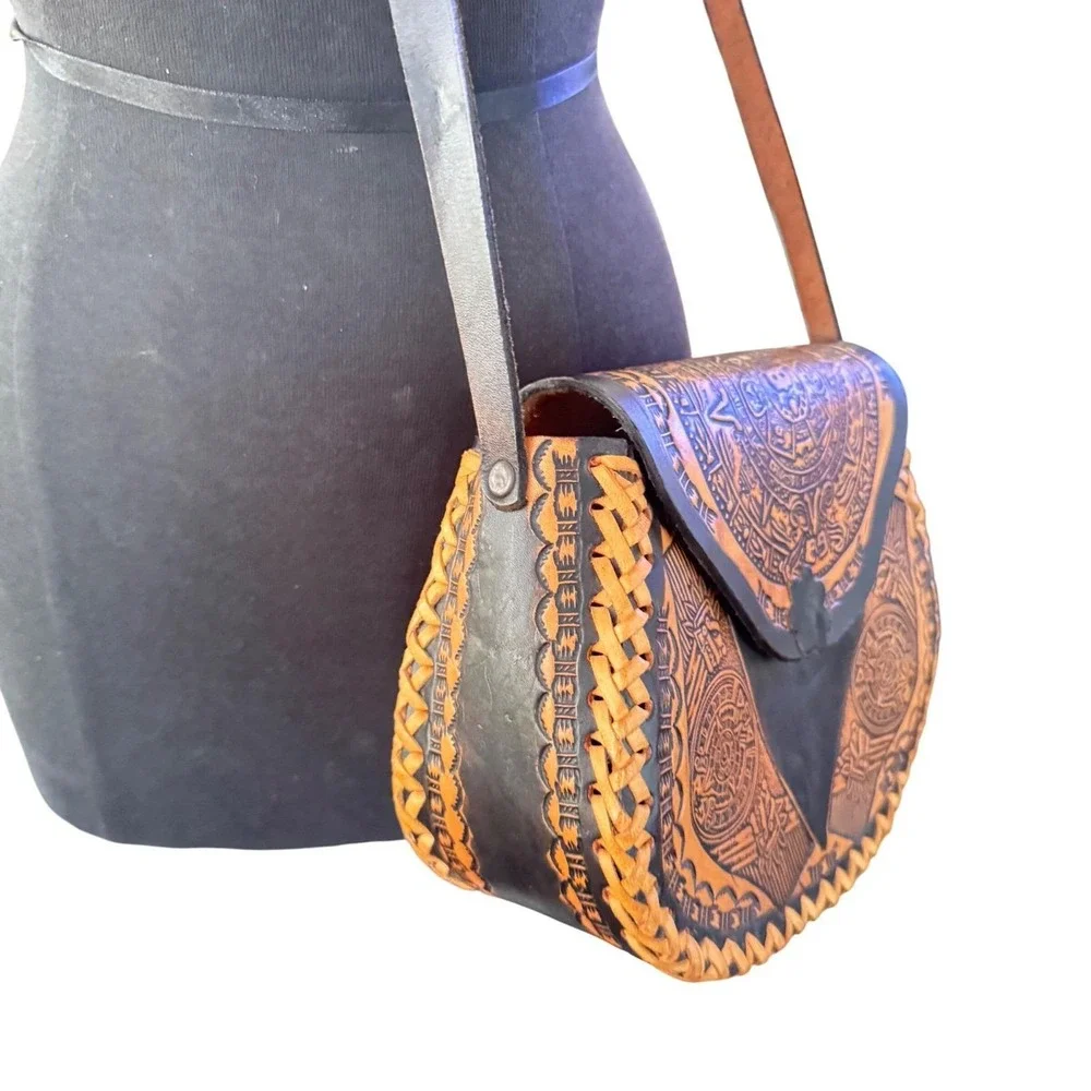 Vintage HandTooled‎ Leather Crossbody Mexico Aztec Mayan Calendar Boho Preloved